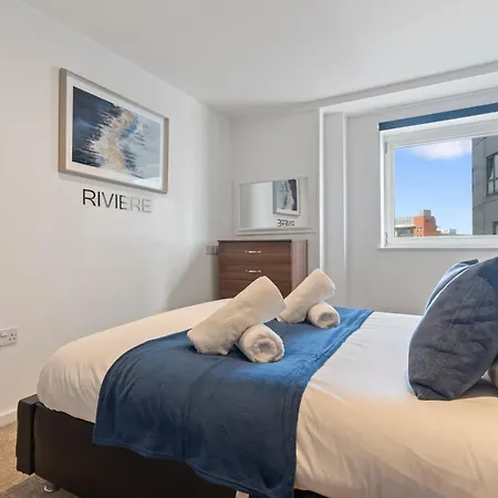 Spacious 2 Bedroom Apartment-City Centre - Free Parking- Sleeps 5 Birmingham Exterior photo