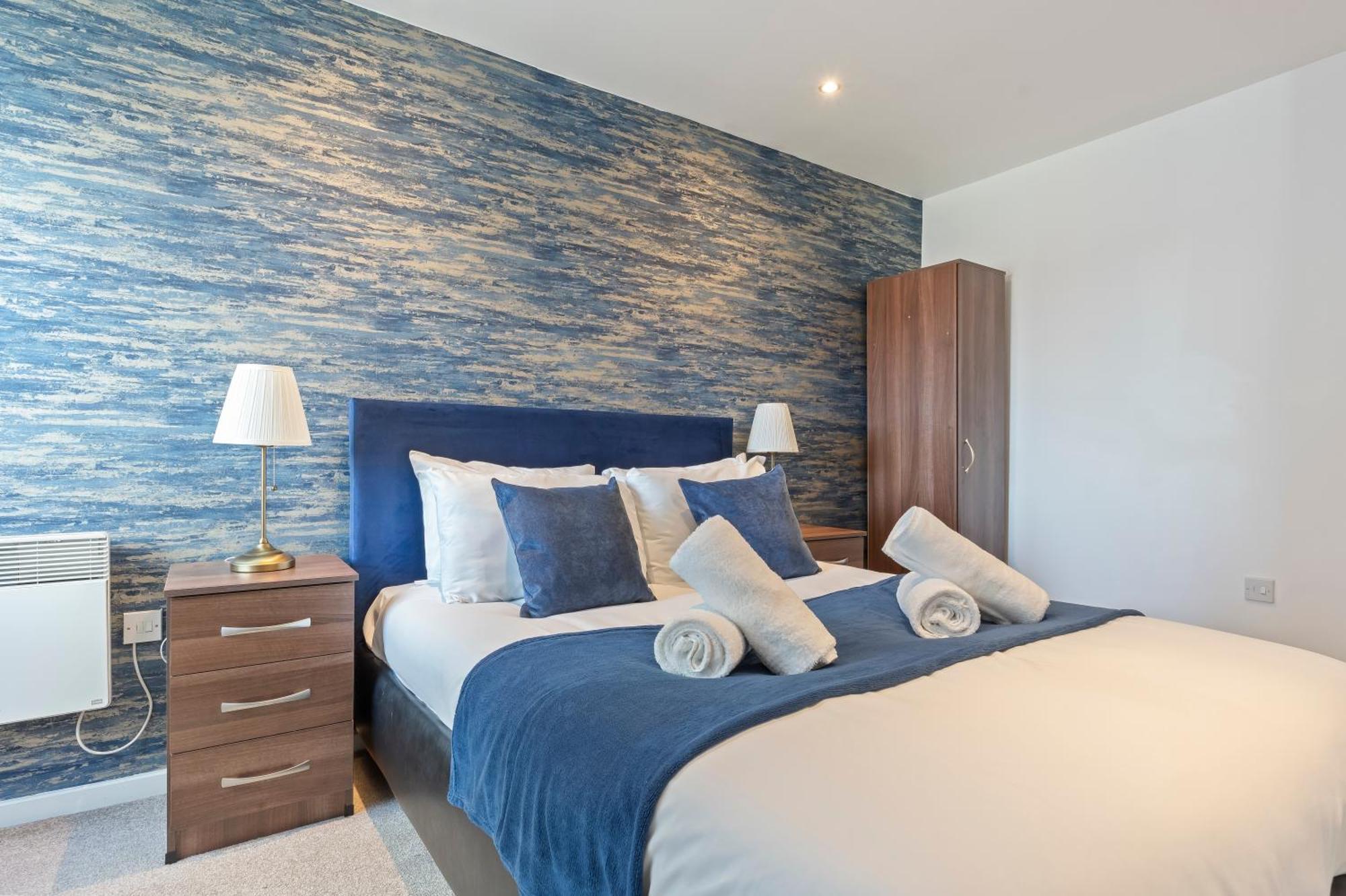 Spacious 2 Bedroom Apartment-city Centre - Free Parking- Sleeps 5 Birmingham