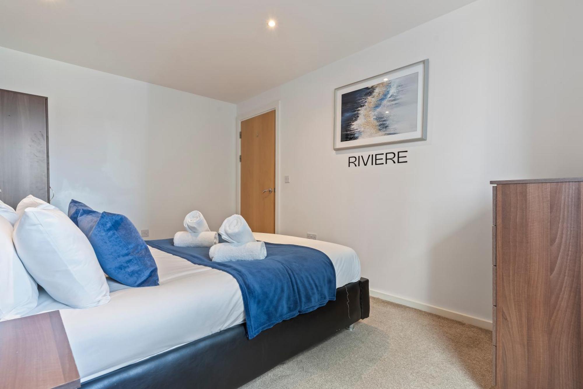 Spacious 2 Bedroom Apartment-city Centre - Free Parking- Sleeps 5 Apartment Birmingham